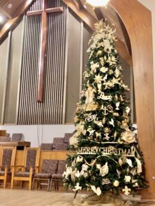 Patton Christmas Designs by Yvette - professional Christmas decorator Dallas church