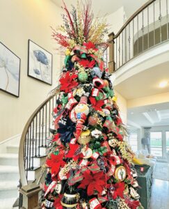 modern Christmas tree decorating by Patton Christmas Designs by Yvette